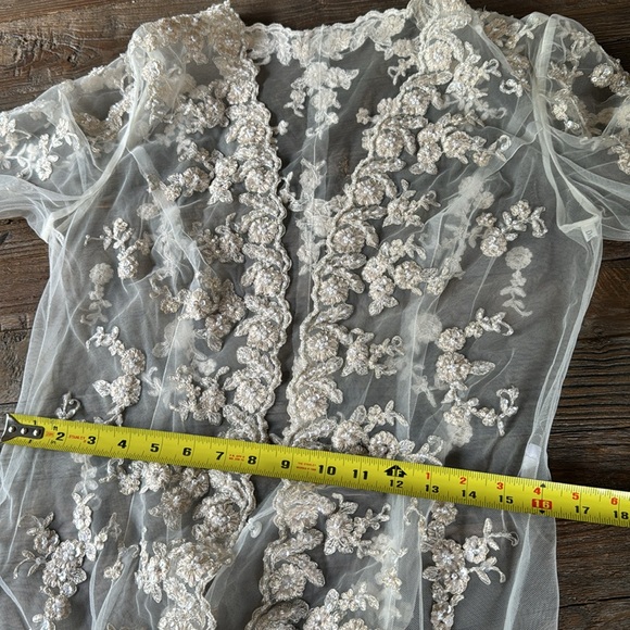 Bridal long  trained long sleeved over jacket with floral beading & bustles M/L - Picture 15 of 16